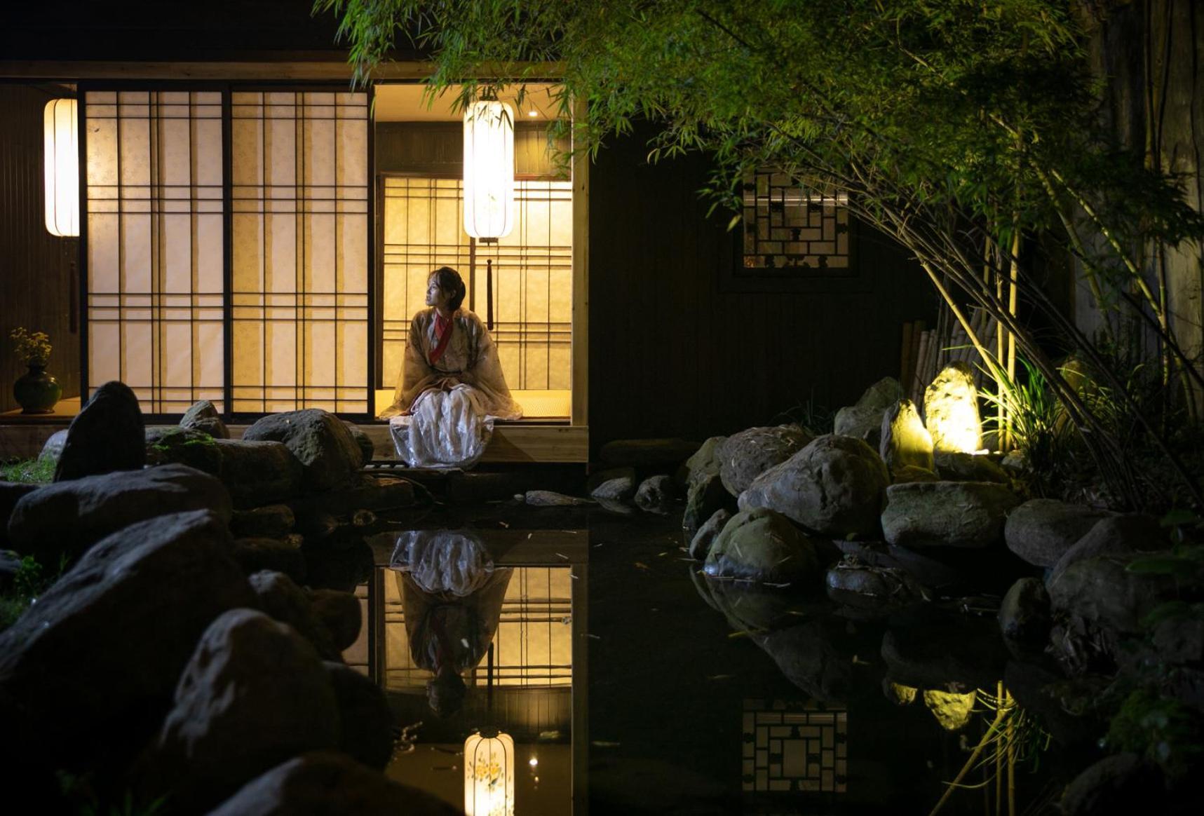 Qingxi Hotel Fenghuang Exterior photo